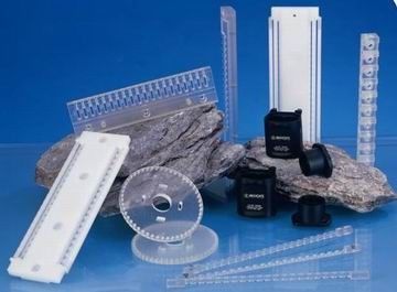 Acetal-Plastik-CNC-Präzisionsbearbeitungs-Teile Soem-ODM Delrin für optische Geräte