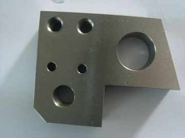 Elektroindustrie CNC-Präzisionsbearbeitungs-Drehzapfen-Klammer