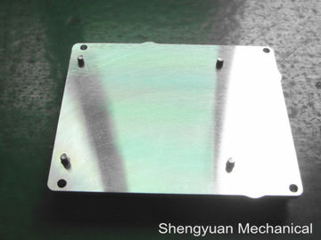 Kundenspezifische CNC-Präzisionsbearbeitungs-Aluminiumverdrängungs-Kühlkörper mit Umwandlungsüberzug