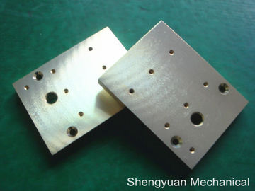 Aluminium-CNC-Präzisionsbearbeitungs-Kühlkörper Raf 65/24 mit gelber Oberfläche des alodine-1200