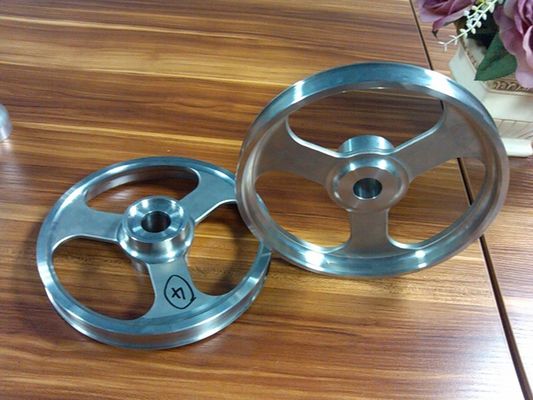 Vernickeln Sie die überzogenen Präzisionsdrehteile Metallherstellung CNC, der mahlt und sich dreht und bohren