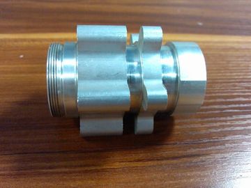 Metall-CNC-Präzisionsdrehteile-hochfeste Aluminiumspalte verdrängte