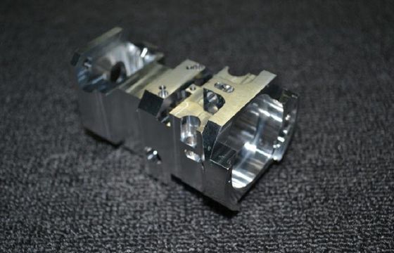 Passivierte Kohlenstoffstahl CNC-Präzisionsbearbeitung für Instrumente, Zusätze, Detektoren